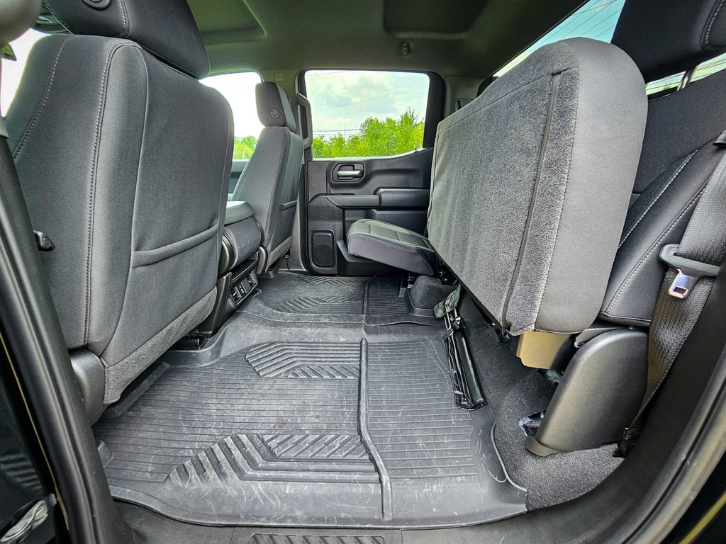 Used 2025 Chevrolet Silverado 1500 Custom Trail Boss AWD/4WD image 31