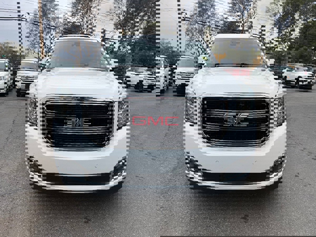 Used 2019 GMC Yukon XL SLE w/ SLE Value Package image 12