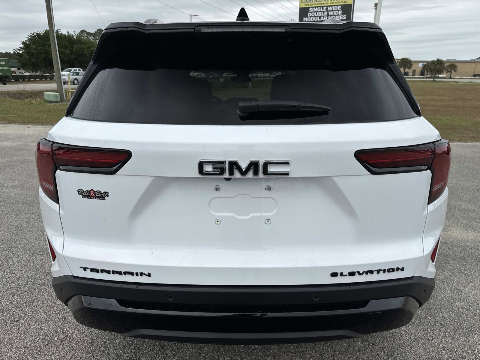 New 2026 GMC Terrain Elevation w/ Black Edition FWD image 4