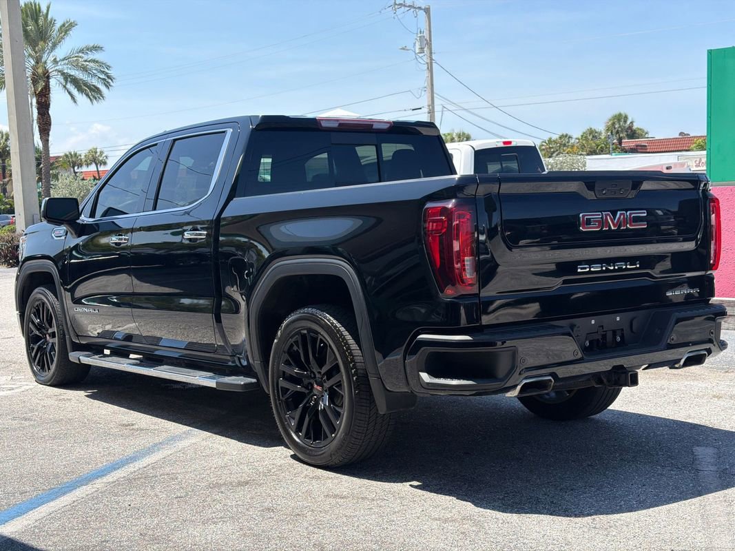 Used 2021 GMC Sierra 1500 Denali w/ Driver Alert Package II AWD/4WD image 3