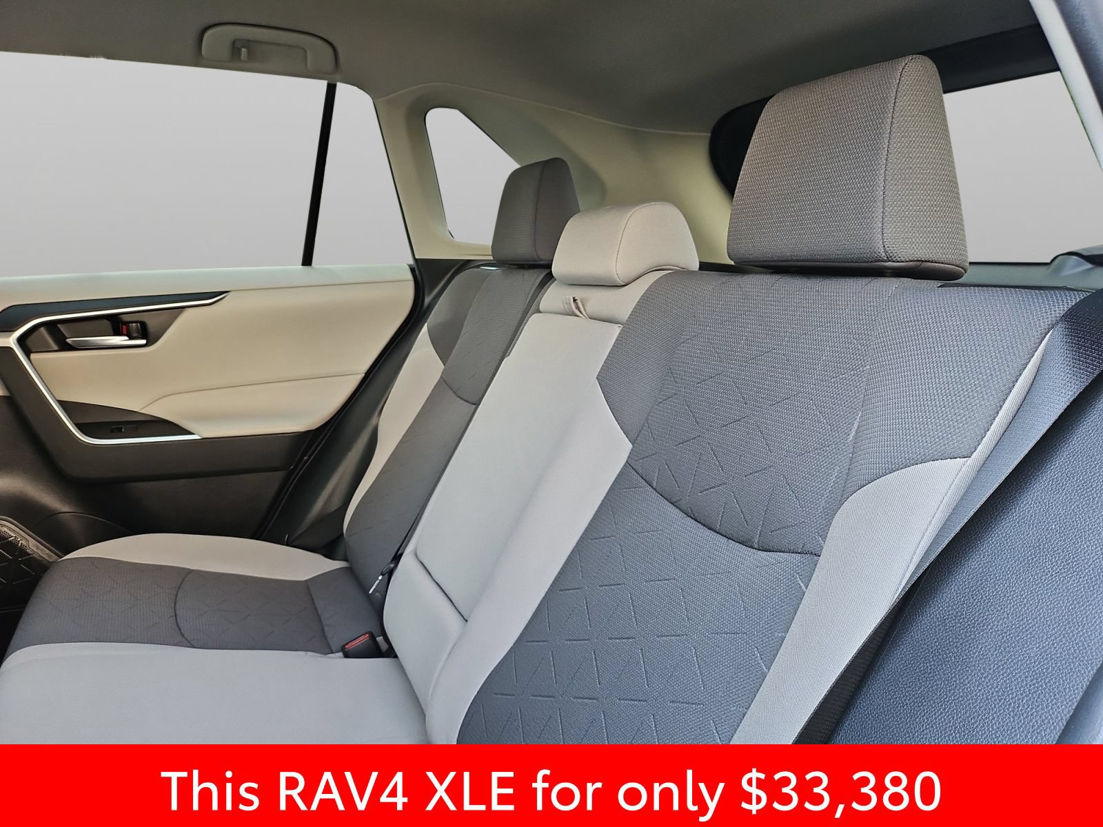 Used 2023 Toyota RAV4 XLE AWD/4WD image 42