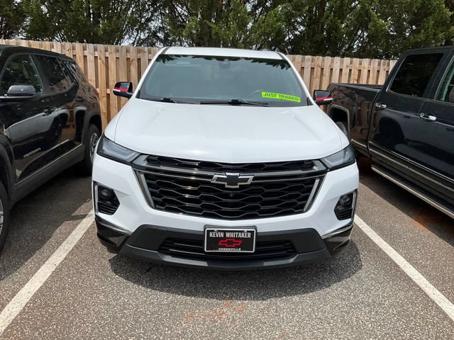 Used 2023 Chevrolet Traverse Premier w/ Redline Edition FWD image 2