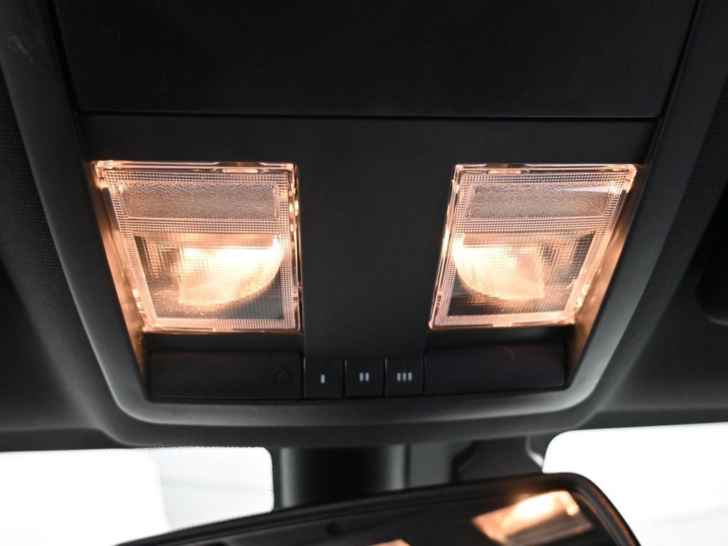 Used 2021 Dodge Challenger R/T image 23