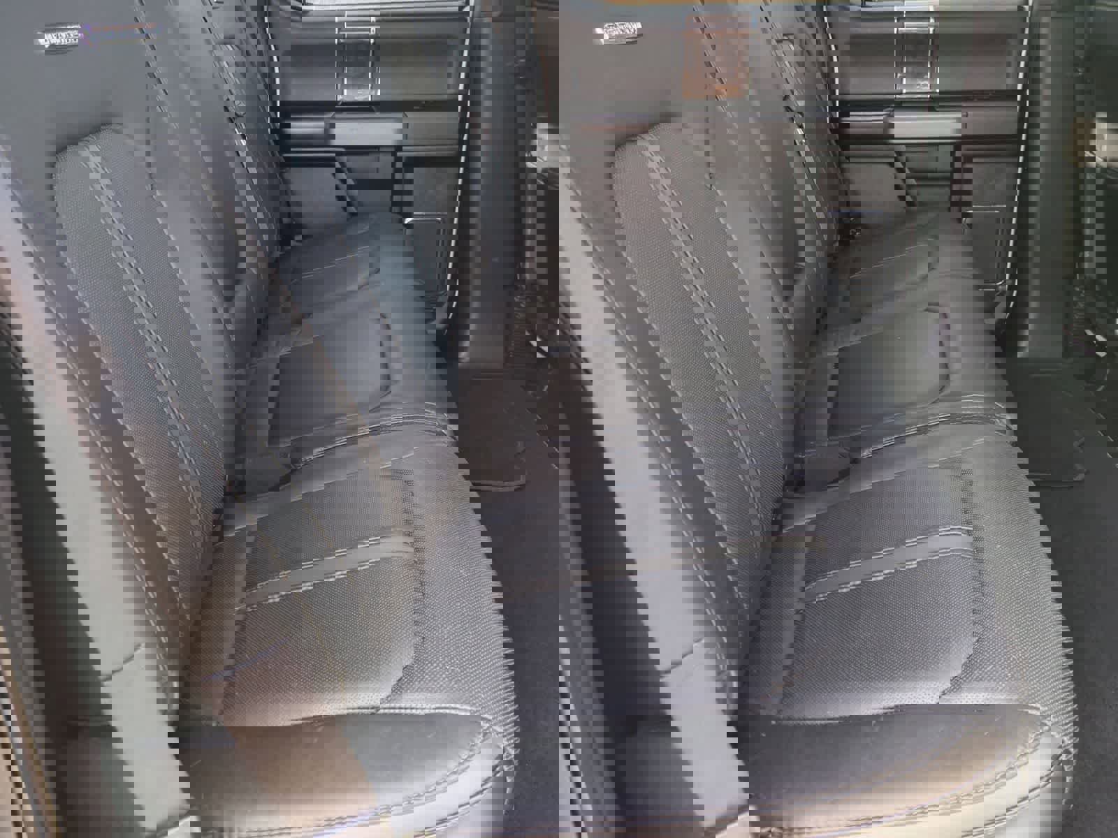 Used 2015 Ford F150 Platinum w/ Equipment Group 701A Luxury image 21