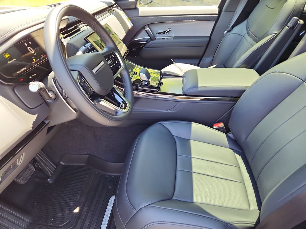 New 2026 Land Rover Range Rover Sport SE AWD/4WD image 23