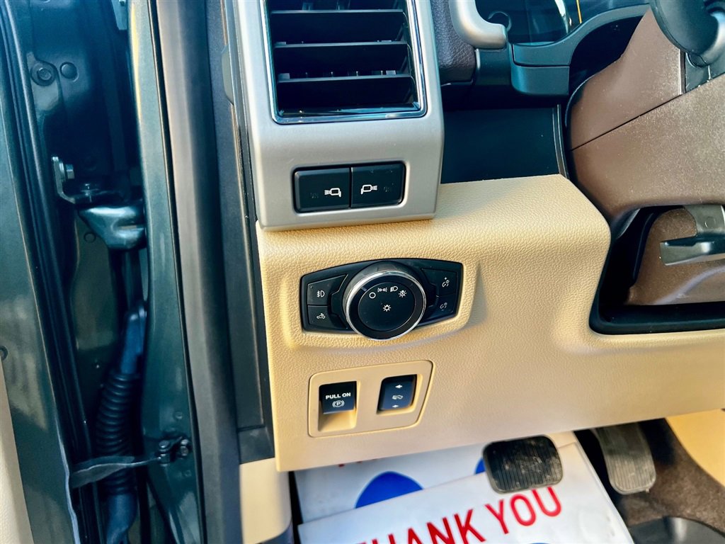 Used 2018 Ford F150 Lariat image 32