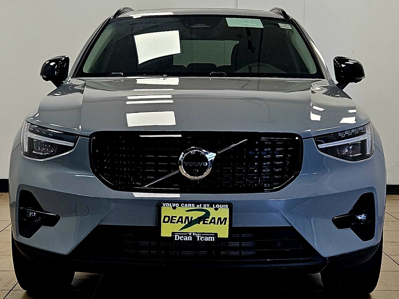 New 2026 Volvo XC40 B5 Plus w/ Climate Package AWD/4WD image 7