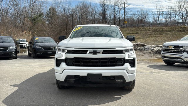 Used 2022 Chevrolet Silverado 1500 RST AWD/4WD image 3