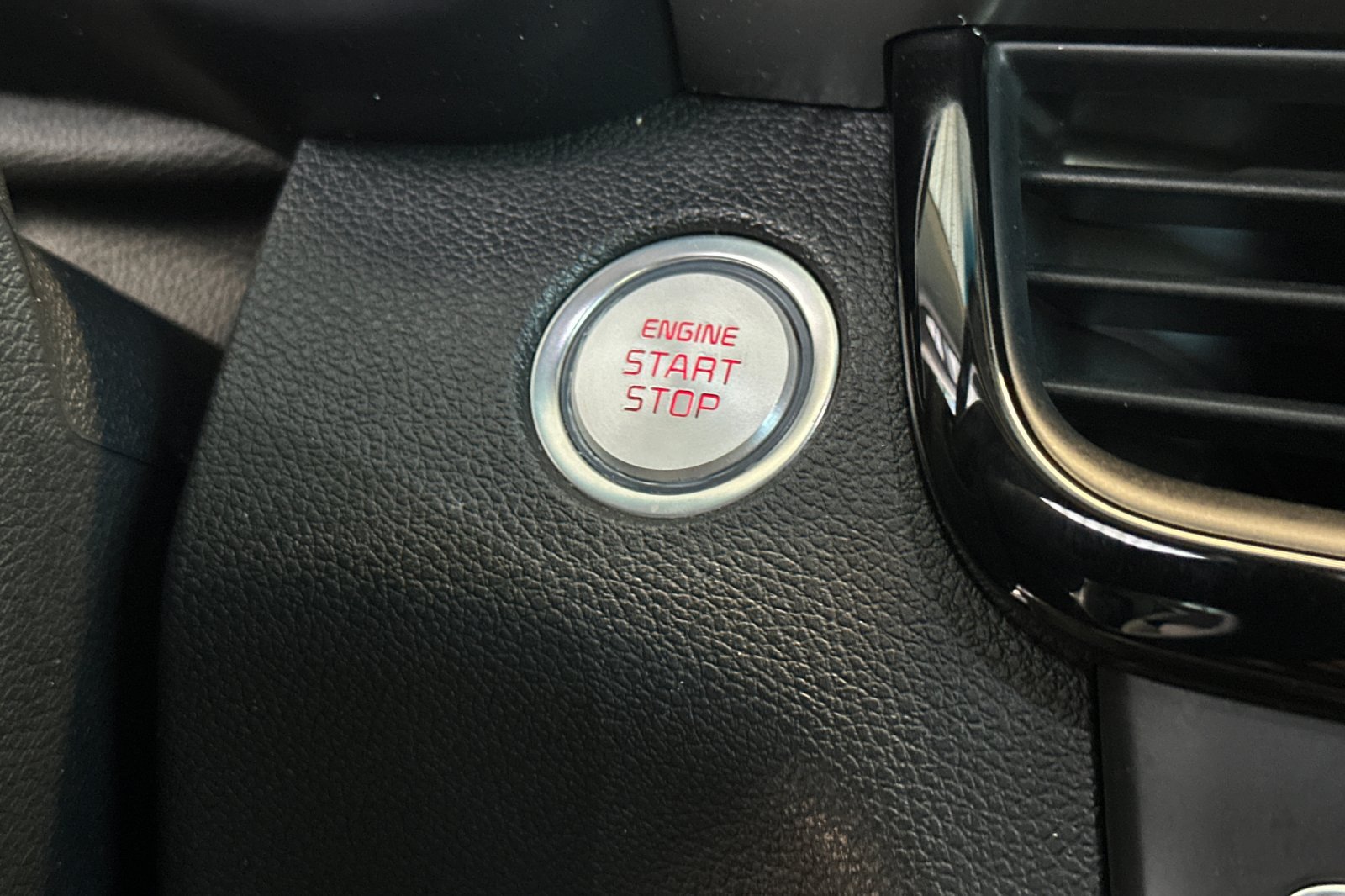 Certified 2020 Kia Optima EX w/ Technology Package FWD image 23