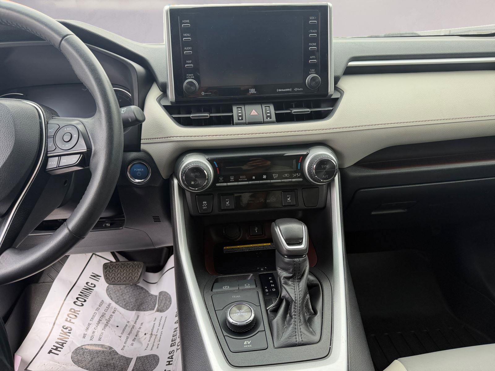 Used 2020 Toyota RAV4 Limited image 11