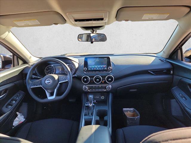 Used 2024 Nissan Sentra SV image 17