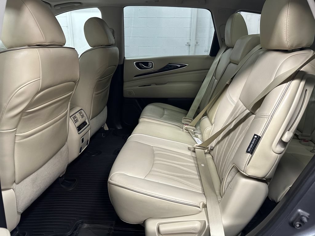Used 2018 INFINITI QX60 Luxe w/ Deluxe Technology Package AWD/4WD image 22