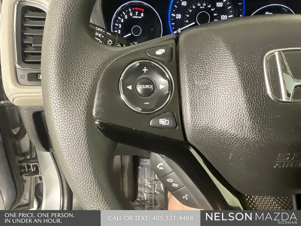 Used 2017 Honda HR-V EX image 44