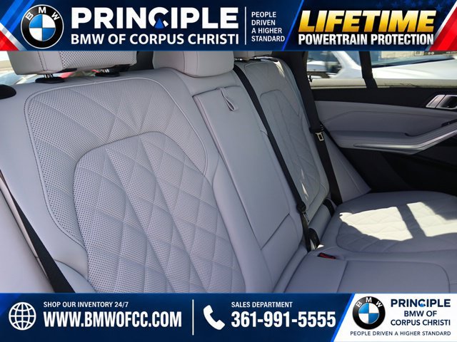 New 2026 BMW X5 sDrive40i RWD image 13