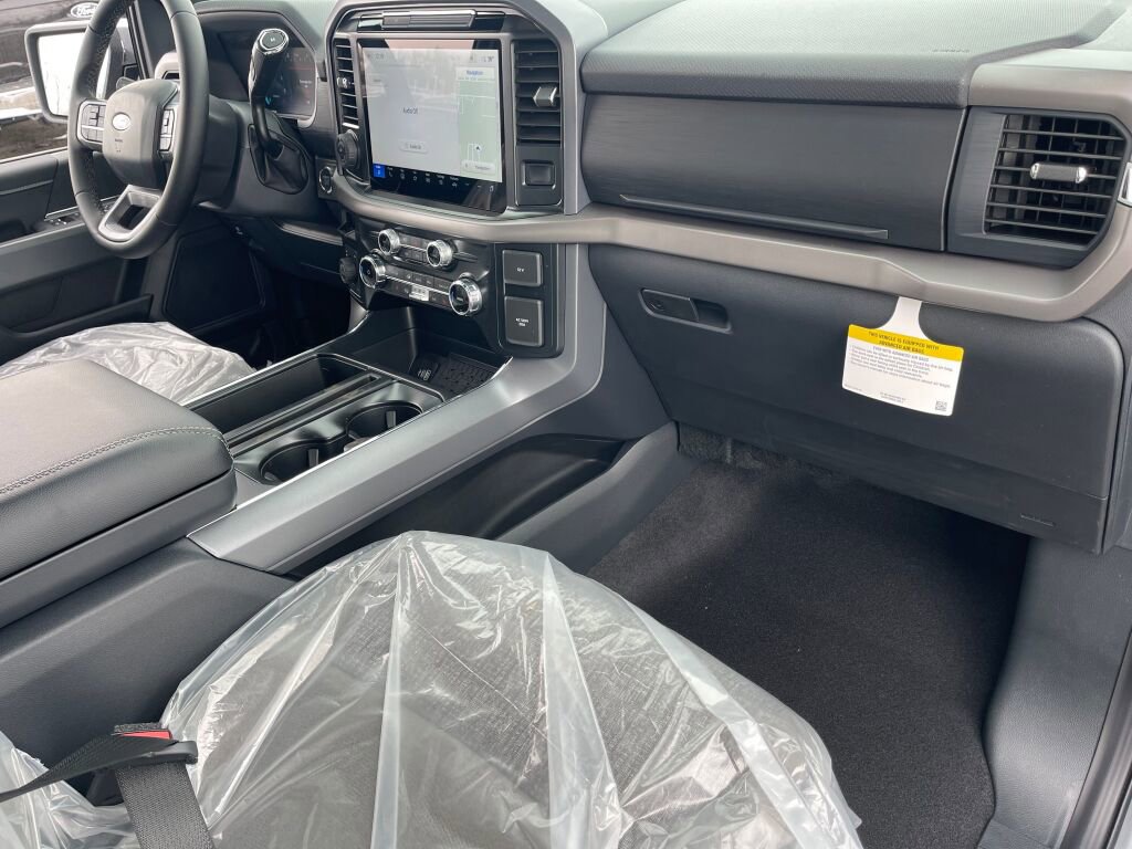 New 2025 Ford F150 XLT w/ Equipment Group 302A MID image 15