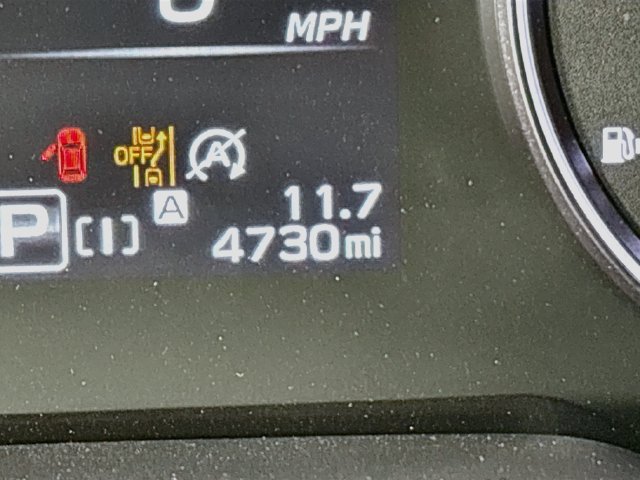 Certified 2025 Subaru Crosstrek 2.5i Premium AWD/4WD image 14