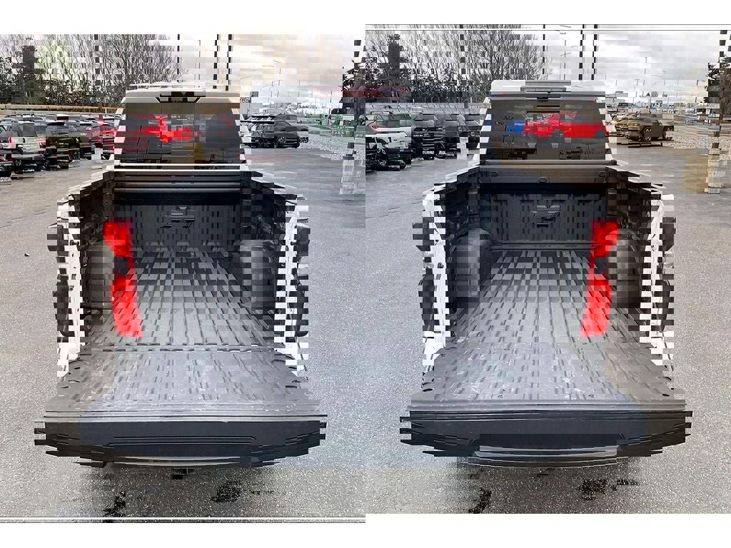 Used 2025 Chevrolet Silverado 1500 ZR2 w/ Technology Package image 11