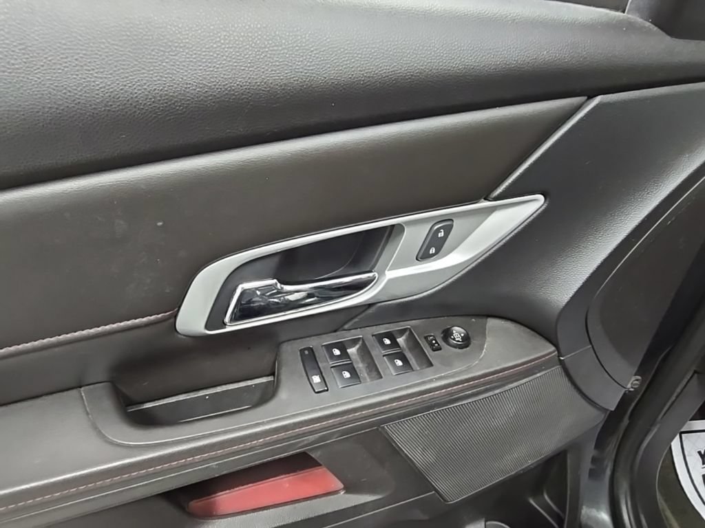 Used 2013 GMC Terrain SLE FWD image 13