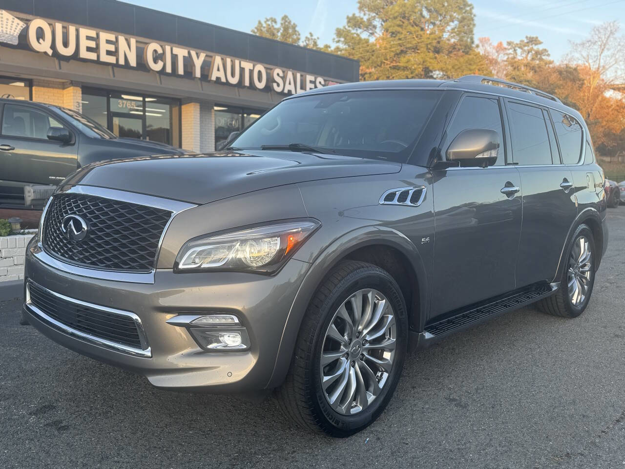 Used 2017 INFINITI QX80 2WD w/ Driver Assistance Package