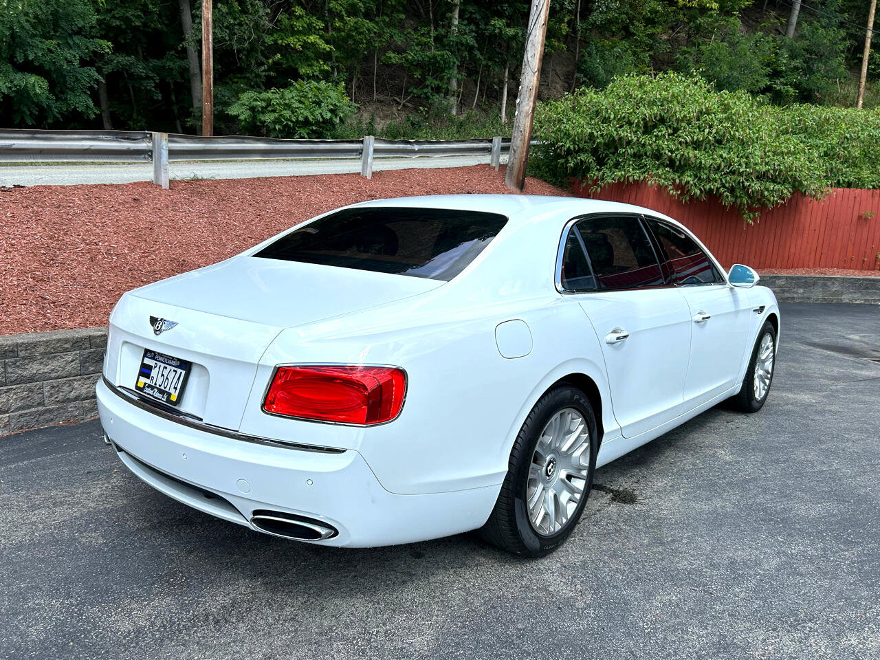 Used 2014 Bentley Flying Spur W12 image 5