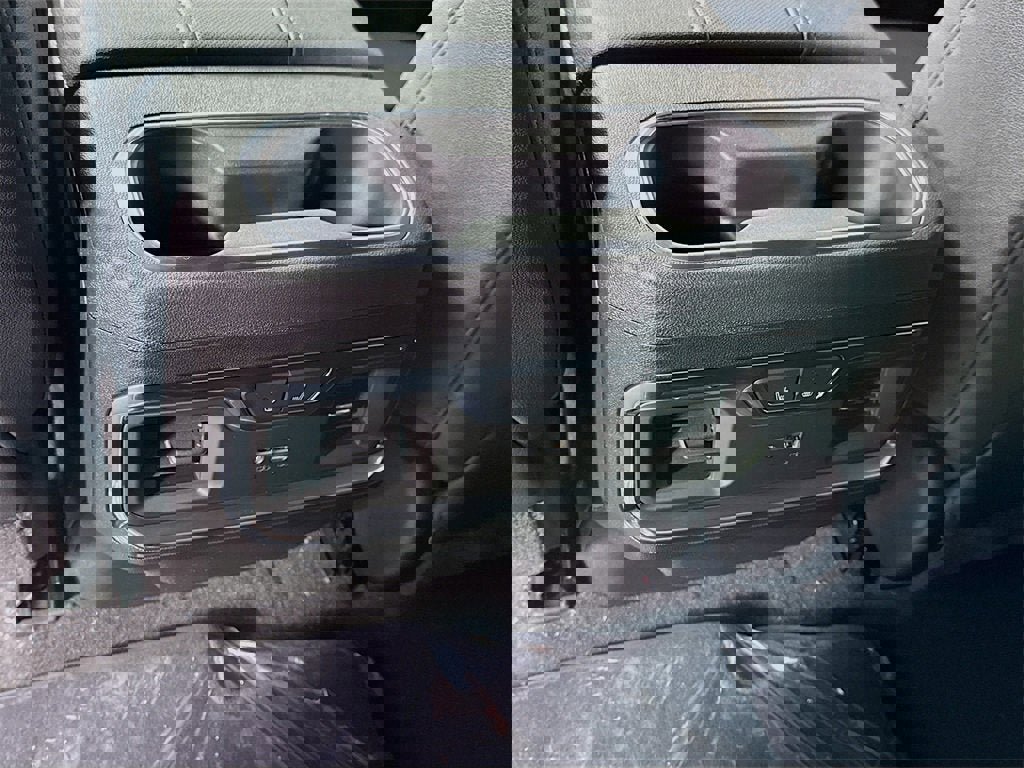 New 2026 GMC Sierra 2500 SLT w/ SLT Premium Package image 20