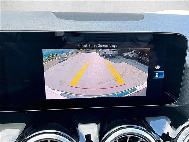 Used 2023 Mercedes-Benz GLA 250 image 21