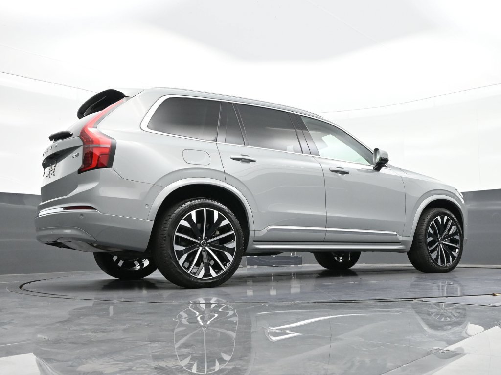 Used 2026 Volvo XC90 B6 Ultra w/ Protection Package AWD/4WD image 29