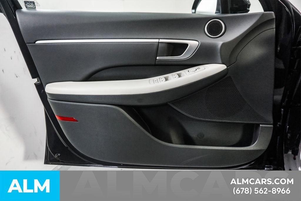 Used 2025 Hyundai Sonata SEL FWD image 45