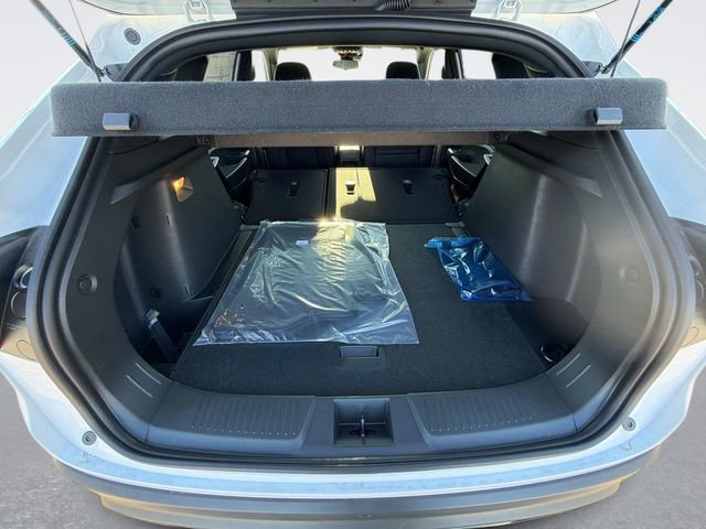 New 2026 Chevrolet Trax RS w/ Sunroof Package FWD image 12