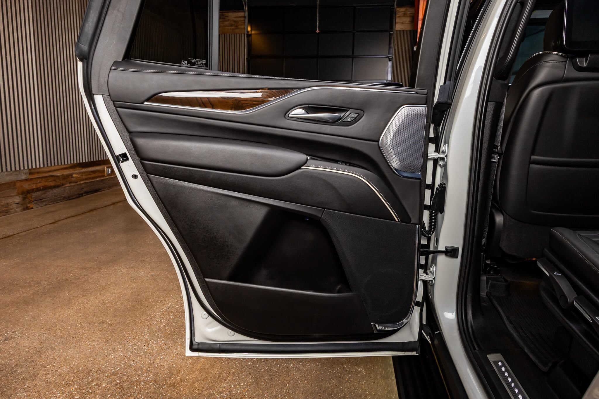 Used 2024 Cadillac Escalade Sport Platinum AWD/4WD image 44