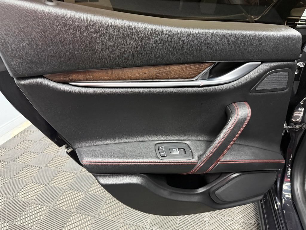 Used 2021 Maserati Ghibli S RWD image 42