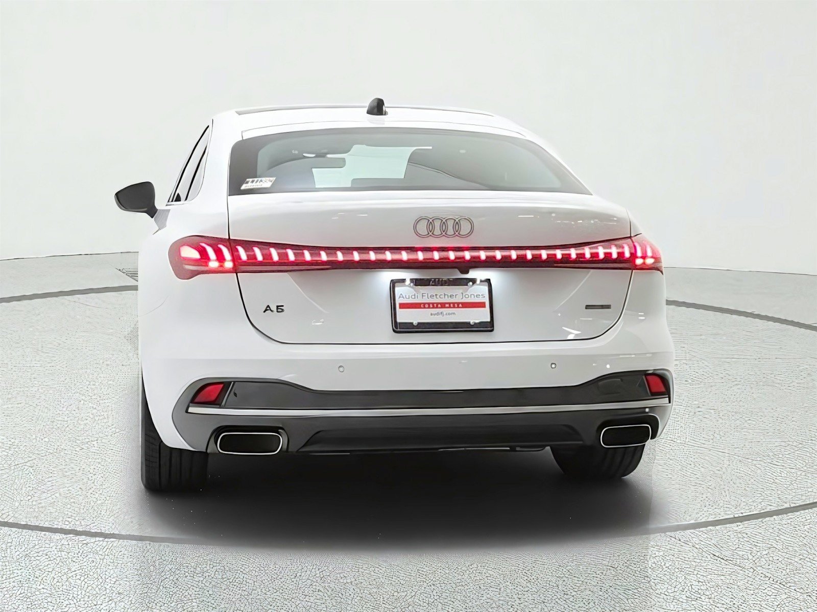 Used 2025 Audi A5 2.0T Premium Plus w/ Premium Plus AWD/4WD image 6