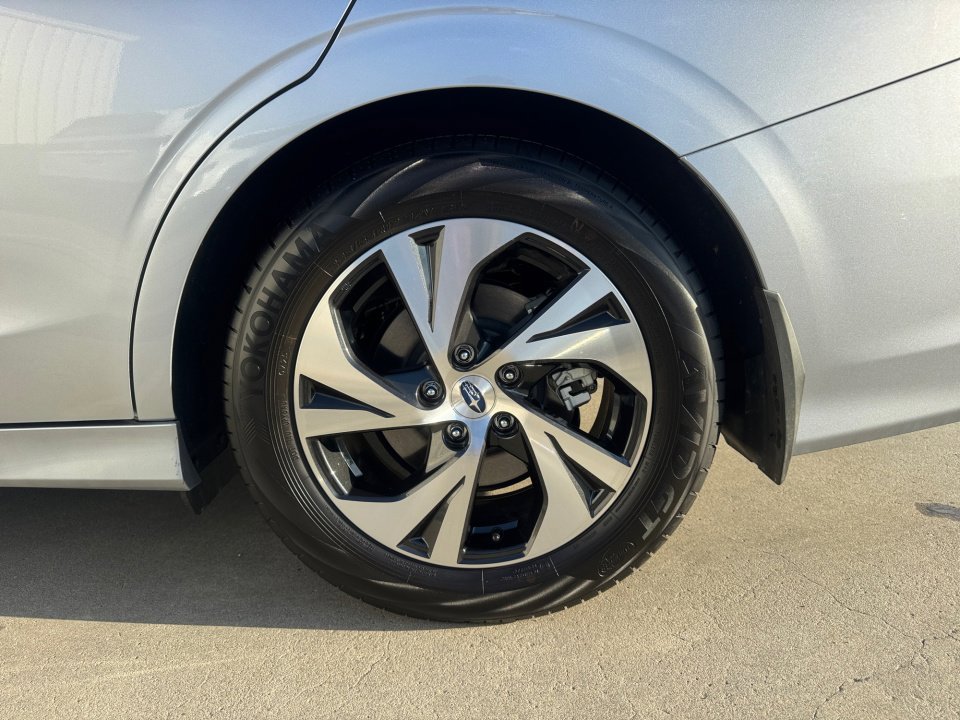 Certified 2025 Subaru Legacy image 26