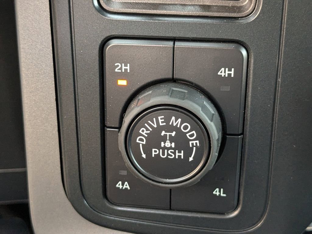 New 2025 Ford F150 Lariat w/ Equipment Group 502A High image 24