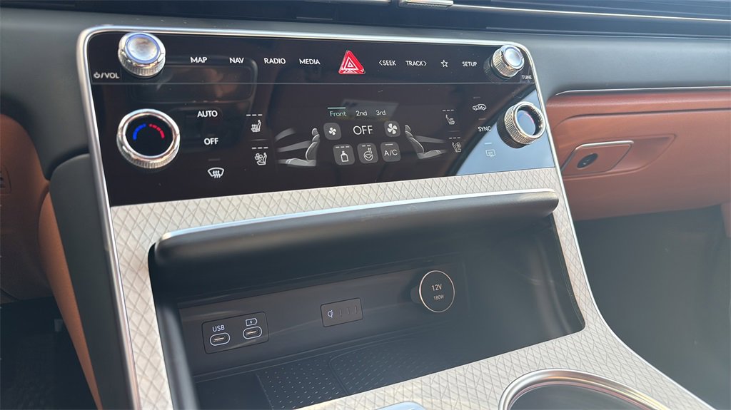 New 2026 Genesis GV80 2.5T Prestige image 24