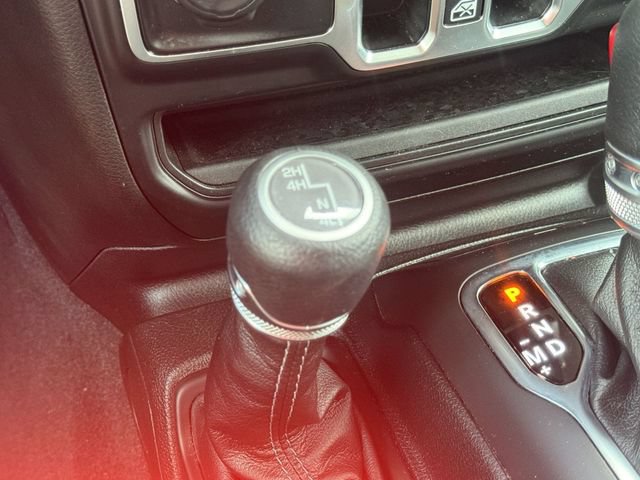 Used 2026 Jeep Wrangler Unlimited Sahara AWD/4WD image 49