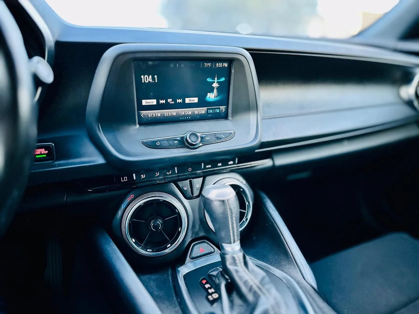 Used 2016 Chevrolet Camaro LT RWD image 12