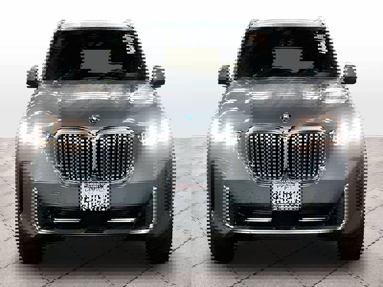 Used 2024 BMW X5 sDrive40i image 3