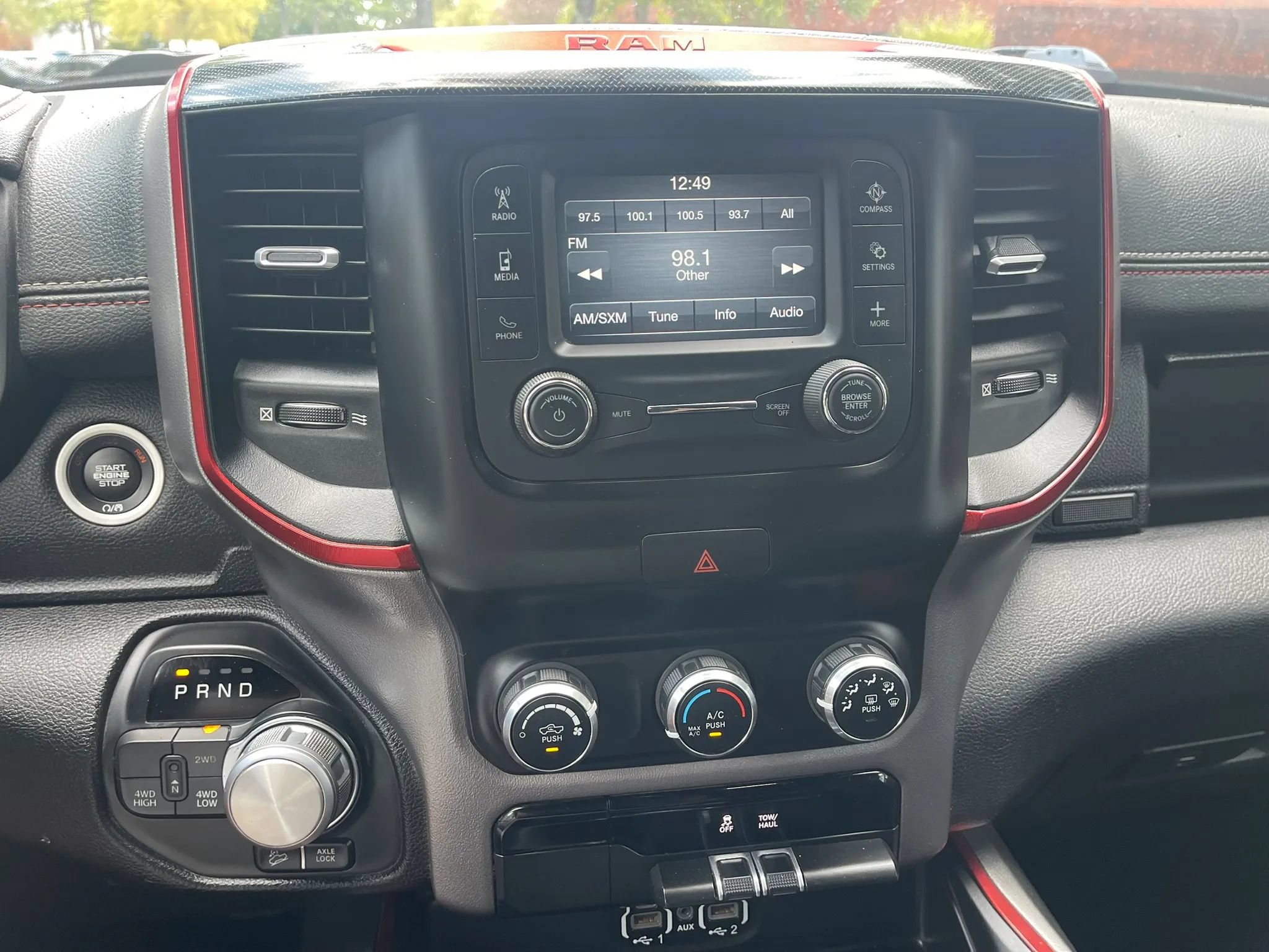 Used 2019 RAM 1500 Rebel AWD/4WD image 17