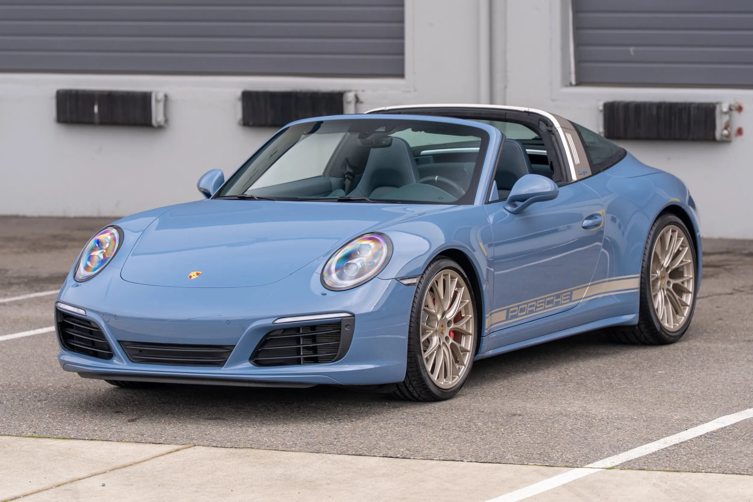 Used 2017 Porsche 911 Targa 4S AWD/4WD image 6