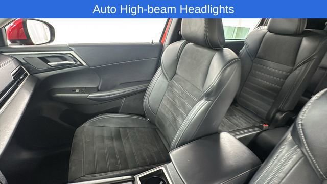 Used 2023 Mitsubishi Outlander SE image 13