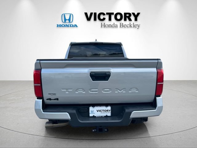 Used 2024 Toyota Tacoma TRD Off-Road AWD/4WD image 4