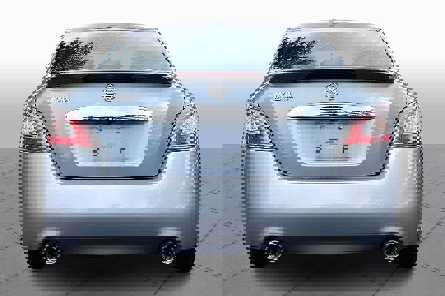 Used 2012 Nissan Maxima 3.5 SV w/ Tech Pkg image 4