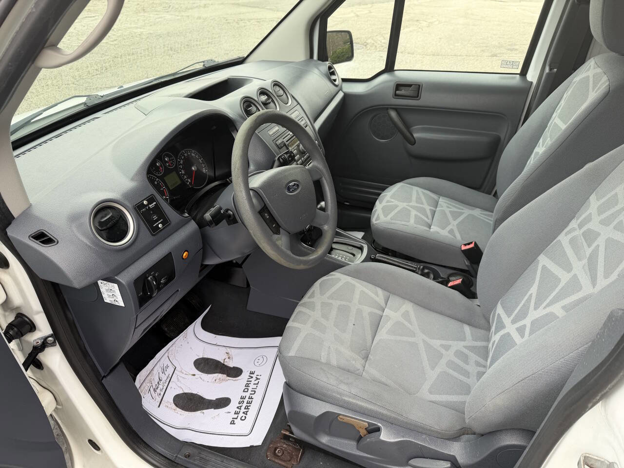 Used 2011 Ford Transit Connect XLT image 6