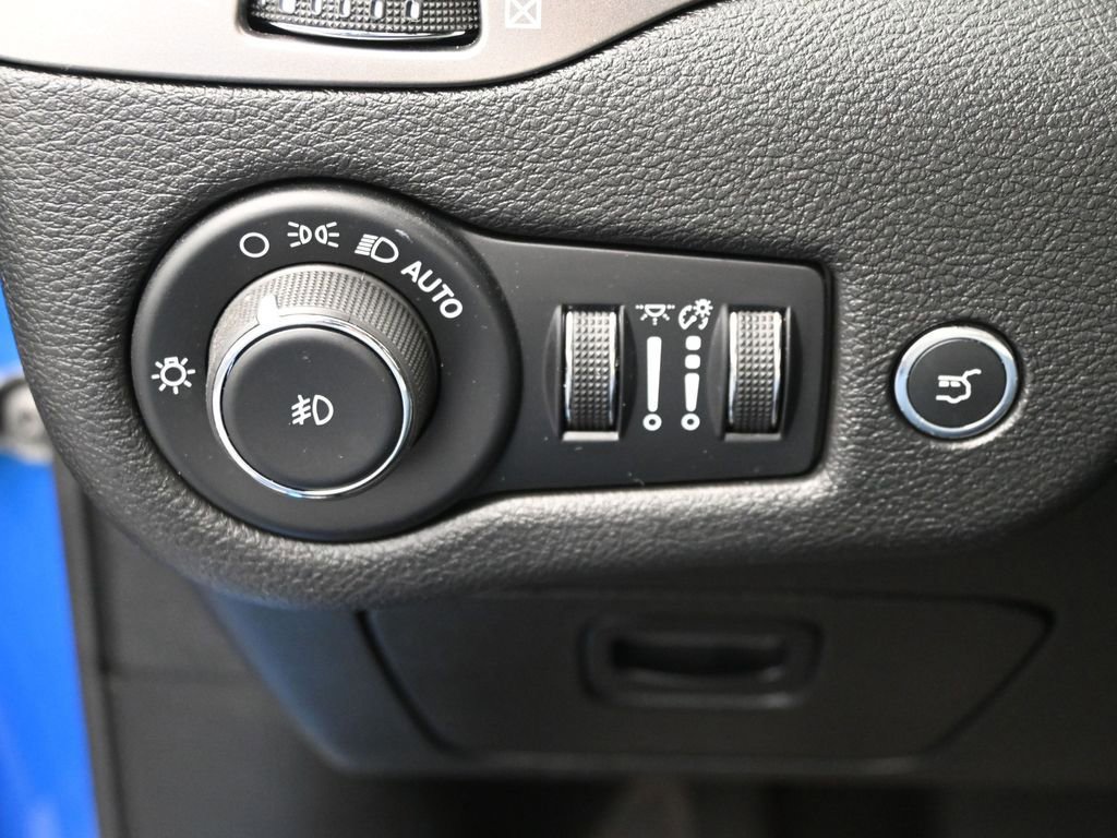 Used 2022 Jeep Cherokee Latitude Lux w/ Sun & Sound Group image 15