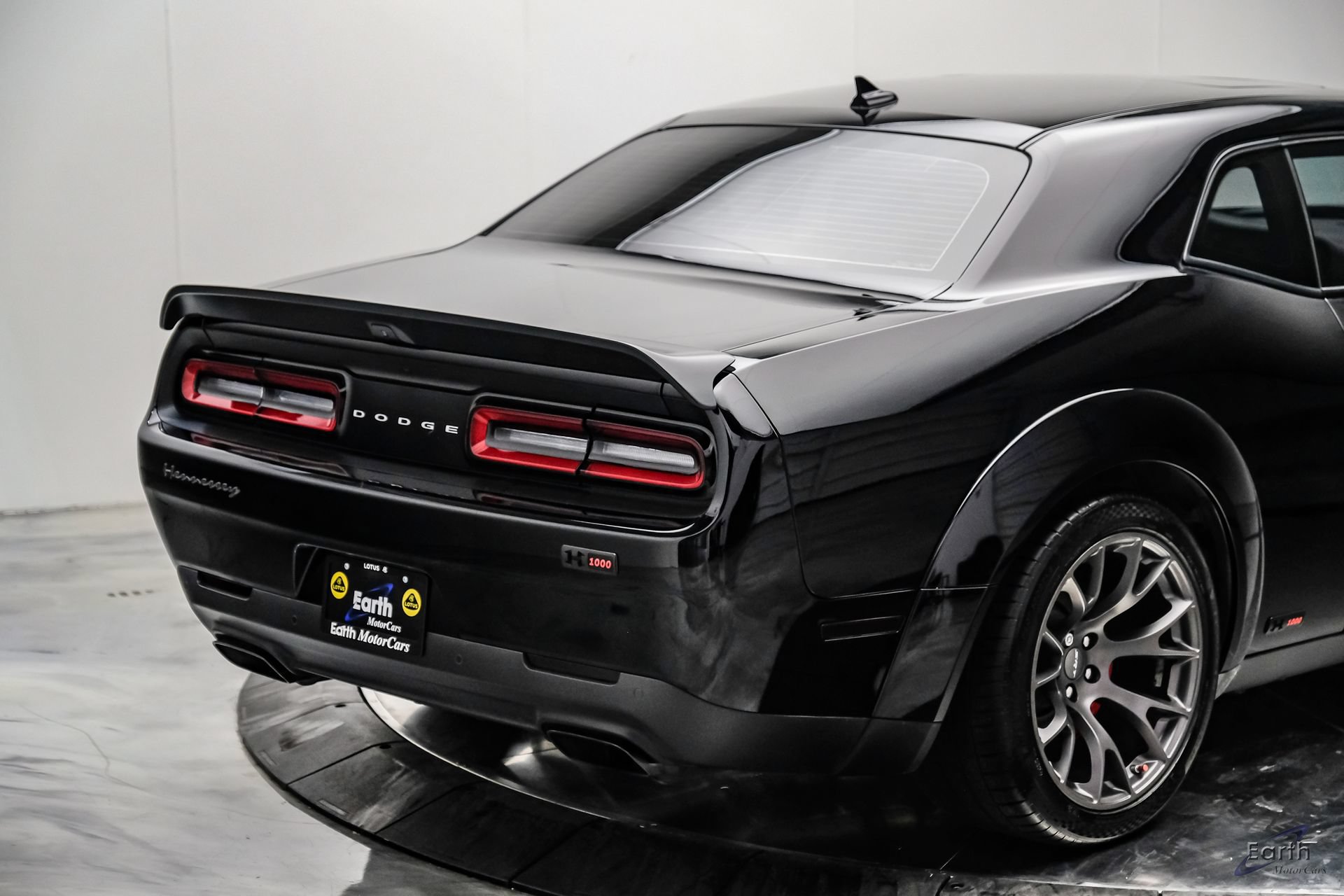 Used 2022 Dodge Challenger SRT Hellcat RWD image 23