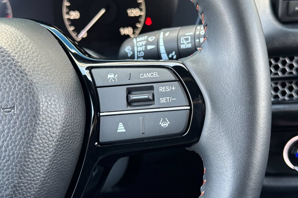 Certified 2025 Honda HR-V Sport image 30