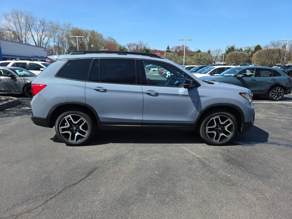 Used 2023 Honda Passport Elite image 8