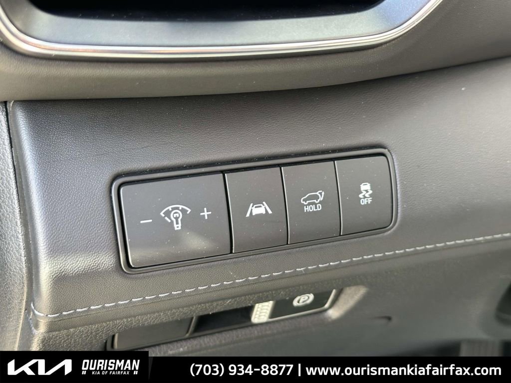 Used 2023 Hyundai Santa Fe Limited image 11