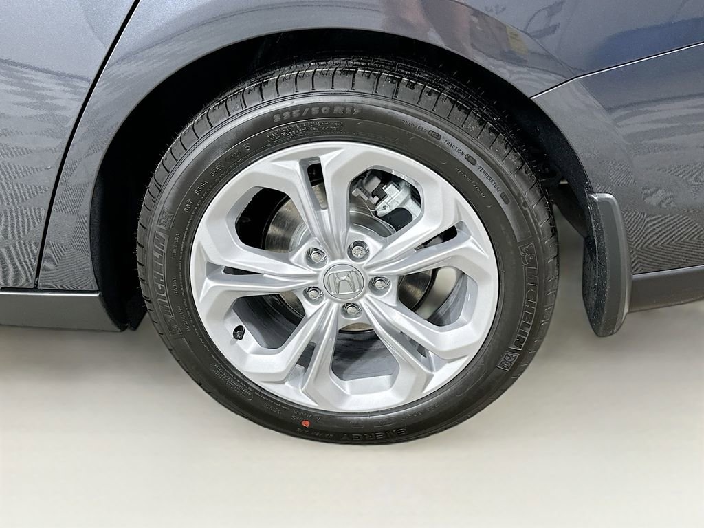Certified 2025 Honda Accord LX image 24